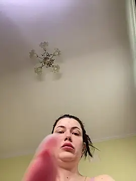 Cutee Erika online show from April 2026 07:13:01 AM