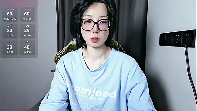 lin lin 520 520 online show from April 2026 03:05:01 PM