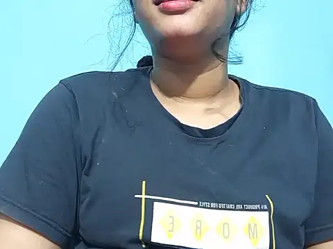 Emma 4433 online show from March 2026 04:24:02 AM