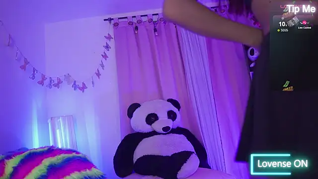 nahomy 2308 online show from April 2026 12:28:02 PM