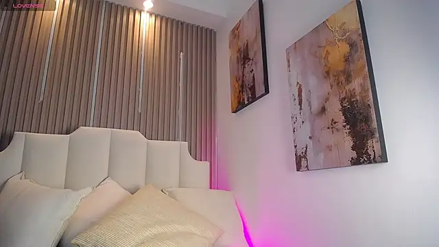 ZafiroCat online show from March 2026 05:12:02 AM