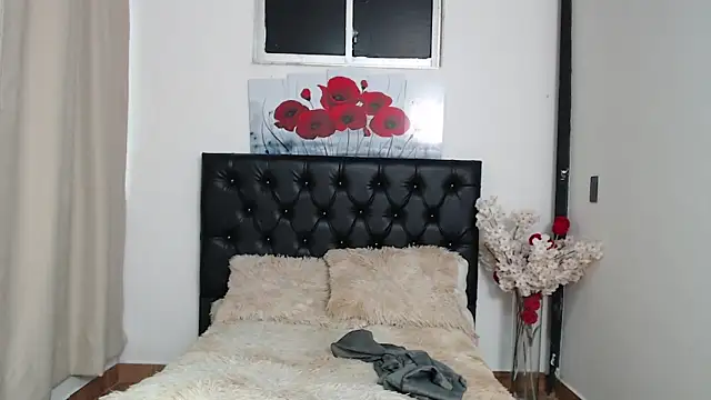 Snapshot of Tamar4_f00x chatting on May 2026 12:45:02 PM Tamar4 f00x online show from May 2026 12:45:02 PM