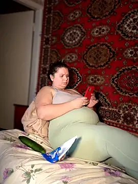 Snapshot of Nenssy555 chatting on May 2026 01:17:01 PM Nenssy555 online show from May 2026 01:17:01 PM
