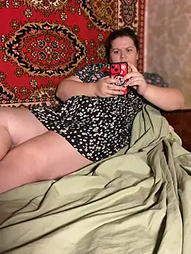 Snapshot of Nenssy555 chatting on June 2026 06:18:02 PM Nenssy555 online show from June 2026 06:18:02 PM