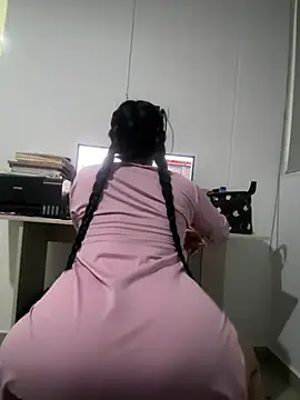 Snapshot of AlanaArabic chatting on March 2026 10:53:03 AM AlanaArabic online show from March 2026 10:53:03 AM