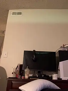 urfavgamergurl online show from August 2026 05:56:01 PM