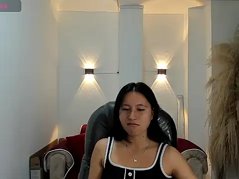 Snapshot of isabella_grace18 chatting on July 2026 02:13:01 PM isabella grace18 online show from July 2026 02:13:01 PM