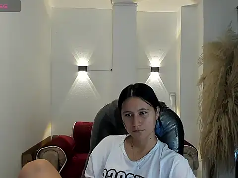Snapshot of isabella_grace18 chatting on July 2026 12:25:02 PM isabella grace18 online show from July 2026 12:25:02 PM