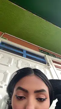 sylphiee  online show from April 2026 01:27:02 PM