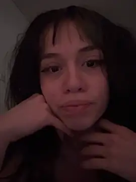Snapshot of kitticam chatting on August 2026 03:33:01 PM kitticam online show from August 2026 03:33:01 PM
