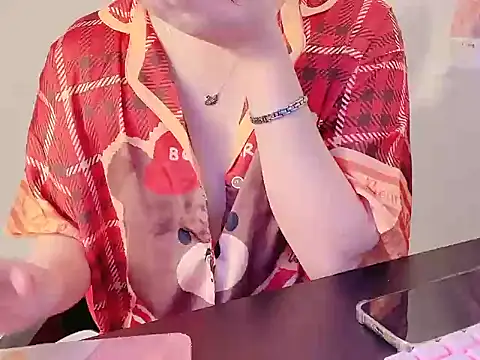 Snapshot of hunhun122 chatting on June 2026 08:42:01 AM hunhun122 online show from June 2026 08:42:01 AM
