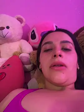 Snapshot of leila_moretti chatting on March 2026 05:35:01 PM leila moretti online show from March 2026 05:35:01 PM