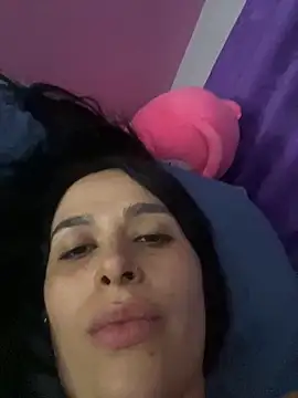 Snapshot of leila_moretti chatting on April 2026 03:31:01 AM leila moretti online show from April 2026 03:31:01 AM