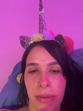 Snapshot of leila_moretti chatting on April 2026 03:37:02 PM leila moretti online show from April 2026 03:37:02 PM