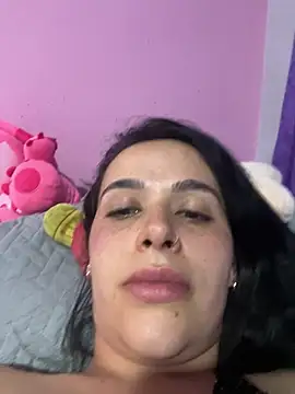 Snapshot of leila_moretti chatting on April 2026 11:28:01 PM leila moretti online show from April 2026 11:28:01 PM