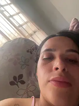 Snapshot of leila_moretti chatting on April 2026 10:29:02 PM leila moretti online show from April 2026 10:29:02 PM
