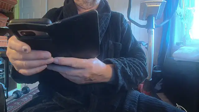 Snapshot of Buggemann chatting on June 2026 03:01:02 AM Buggemann online show from June 2026 03:01:02 AM