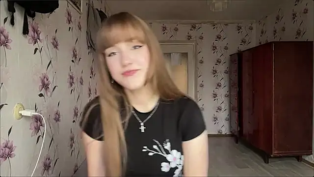 AnnaWasp online show from April 2026 04:39:01 AM