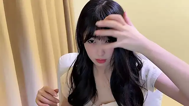 xiaooyee online show from April 2026 08:43:01 AM