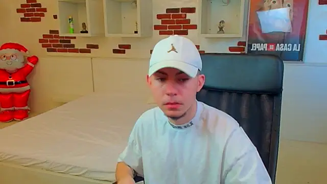 KrewVaughn online show from March 2026 07:01:01 AM