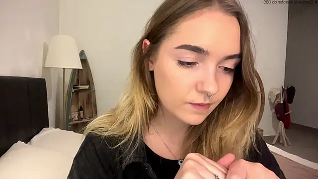 RoxyWet online show from May 2026 01:05:02 PM