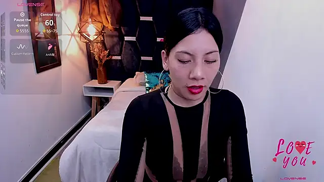 Snapshot of Abril_Fox__ chatting on June 2026 07:37:02 PM Abril Fox online show from June 2026 07:37:02 PM