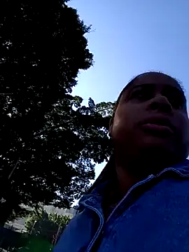 gatinha20257 online show from June 2026 12:24:02 PM