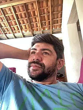 Snapshot of GabrielFlex19cm chatting on April 2026 10:46:02 AM GabrielFlex19cm online show from April 2026 10:46:02 AM