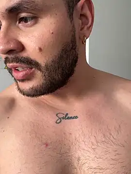 Axel Dominus online show from April 2026 07:11:02 PM