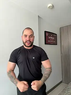Snapshot of Axel_Dominus chatting on May 2026 06:14:02 PM Axel Dominus online show from May 2026 06:14:02 PM