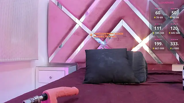 Zoe Evaanss  online show from May 2026 08:03:02 PM
