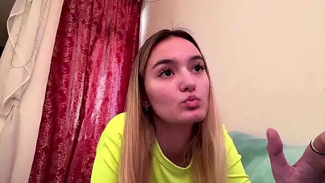 Snapshot of ReathaKiss chatting on May 2026 03:09:02 PM ReathaKiss online show from May 2026 03:09:02 PM