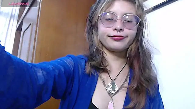 KikyoAndDrey online show from June 2026 05:44:01 PM
