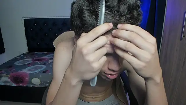 Josy 11 online show from April 2026 02:13:01 AM