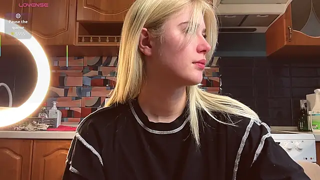 ivygenesis online show from April 2026 10:57:01 AM