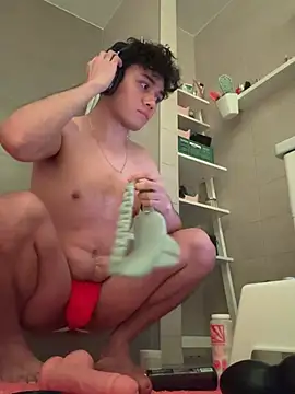 Snapshot of ccpzss chatting on March 2026 11:22:01 PM ccpzss online show from March 2026 11:22:01 PM