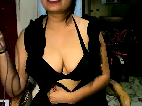 Snapshot of YAMUNA_012 chatting on April 2026 07:36:02 PM YAMUNA 012 online show from April 2026 07:36:02 PM