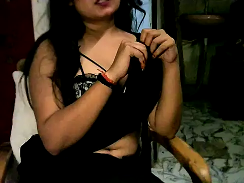 Snapshot of YAMUNA_012 chatting on May 2026 07:22:02 PM YAMUNA 012 online show from May 2026 07:22:02 PM
