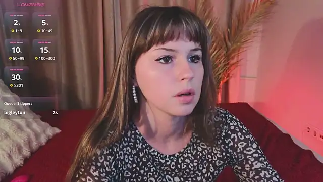 Snapshot of Anny_Ray_ chatting on April 2026 10:24:02 PM Anny Ray online show from April 2026 10:24:02 PM
