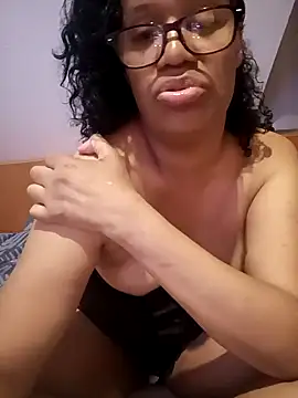 caballota77 online show from May 2026 10:26:02 PM