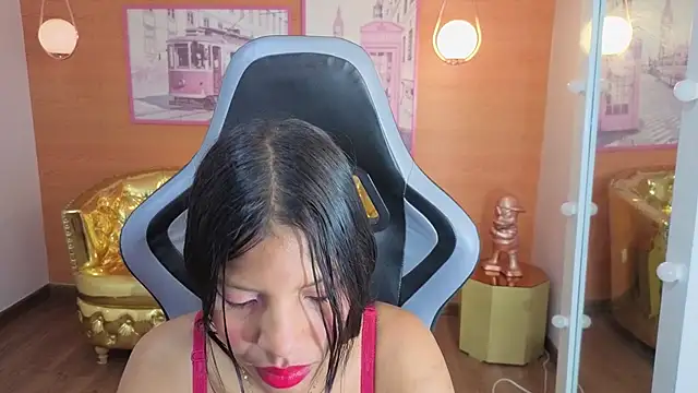 Snapshot of emily_smith_t chatting on July 2026 12:22:02 PM emily smith t online show from July 2026 12:22:02 PM