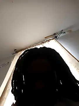 Snapshot of Ebony_rizon chatting on May 2026 12:12:01 PM Ebony rizon online show from May 2026 12:12:01 PM