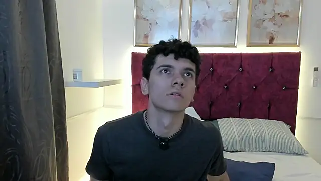 Noah Rodrigez online show from April 2026 11:49:02 PM