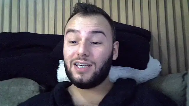 piazaocwb23 online show from June 2026 07:27:01 PM