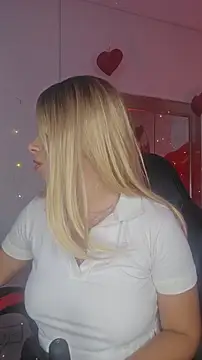 Im  sophie online show from March 2026 05:27:01 PM