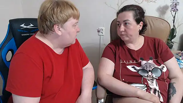 Lindy-Jeanie online show from June 2026 06:58:02 PM