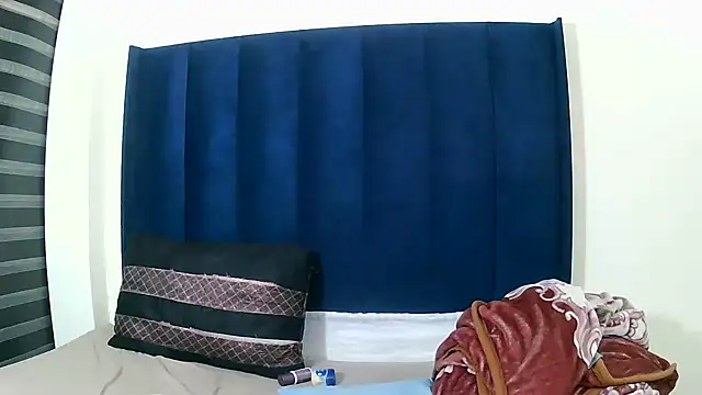 MelaniBbe online show from April 2026 06:46:02 PM