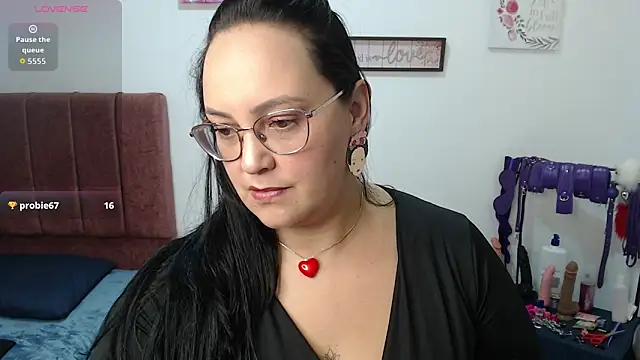 Veroniicabbw  online show from April 2026 01:09:02 PM