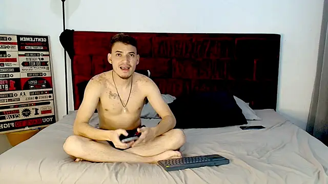 Snapshot of The_Penthouse_boys chatting on May 2026 02:31:02 AM The Penthouse boys online show from May 2026 02:31:02 AM