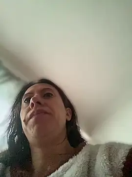 Snapshot of ItsAmara chatting on April 2026 02:54:02 PM ItsAmara online show from April 2026 02:54:02 PM